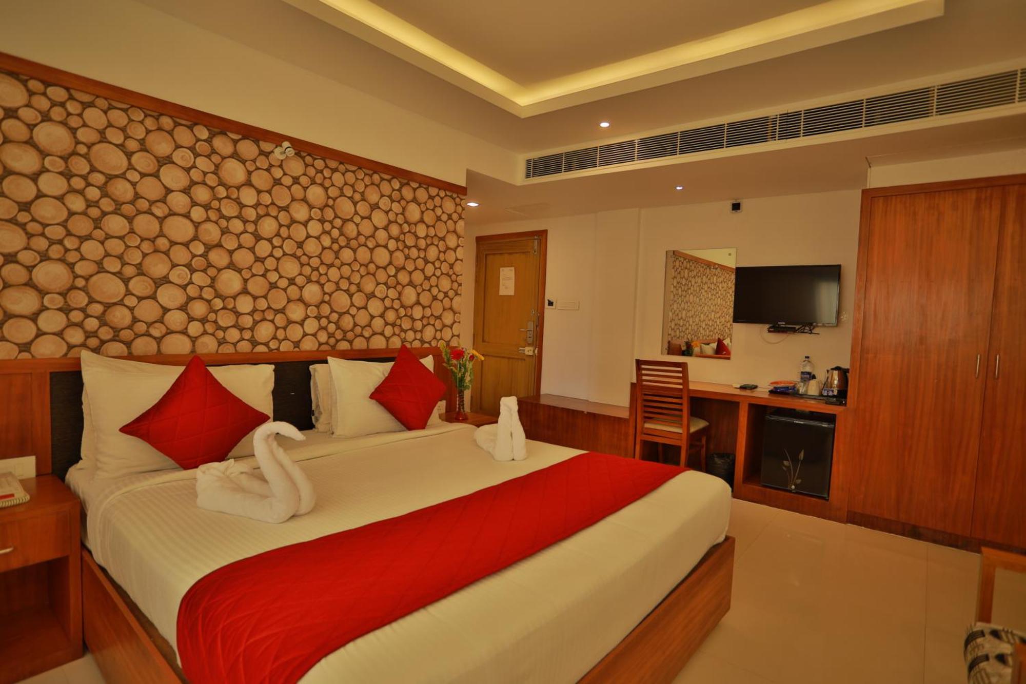 Sea View Resort- Esha Heritage Inn Cherai Beach Exterior foto
